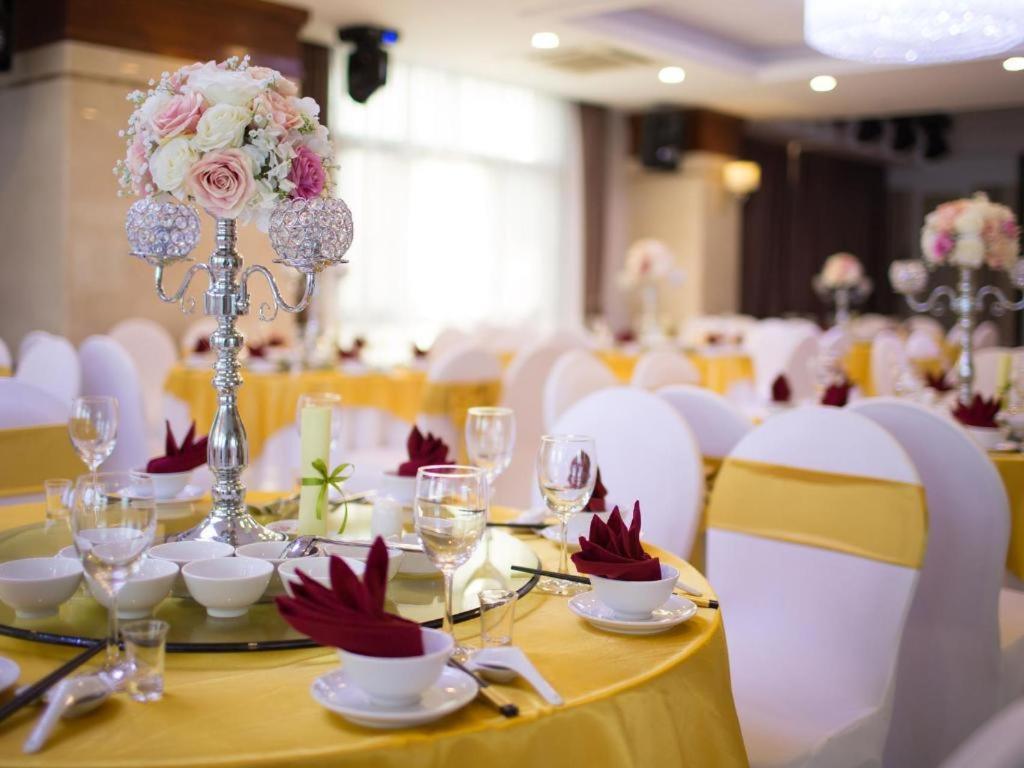 Royal Palace Hotel Tuyen Quang Exteriér fotografie
