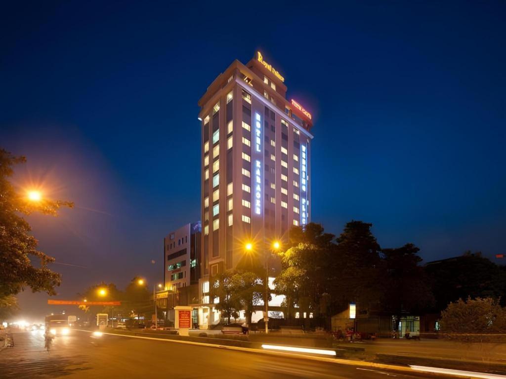 Royal Palace Hotel Tuyen Quang Exteriér fotografie