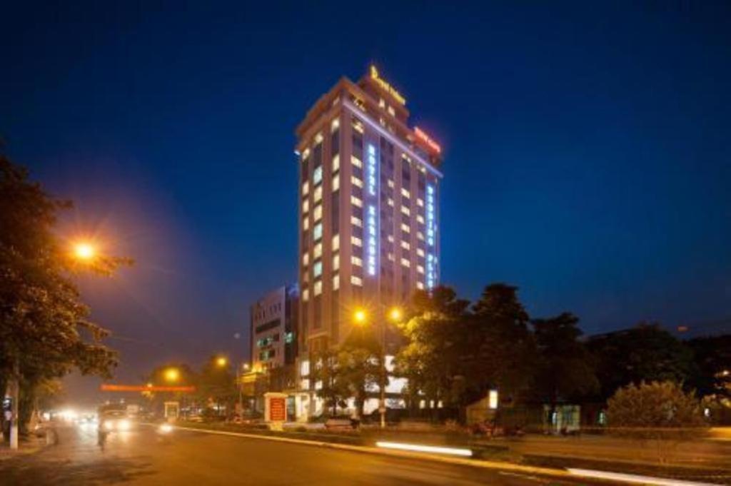 Royal Palace Hotel Tuyen Quang Exteriér fotografie